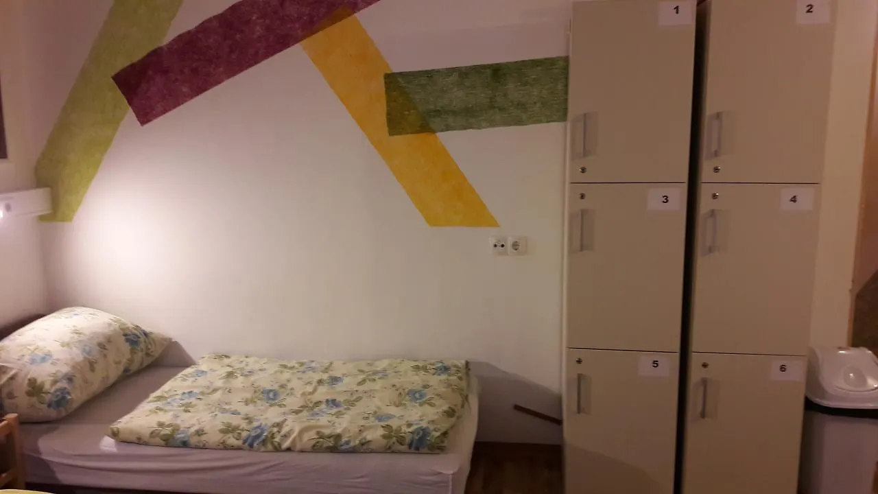 Opera Hostel Budapest