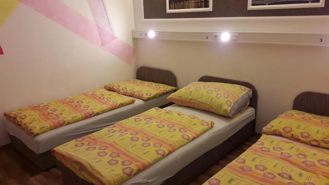 Opera Hostel Budapest